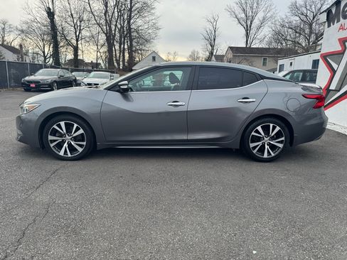 Used 2016 Nissan Maxima Platinum image 4