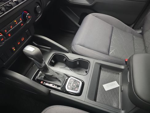 New 2026 Nissan Frontier SV w/ Tow Package image 23