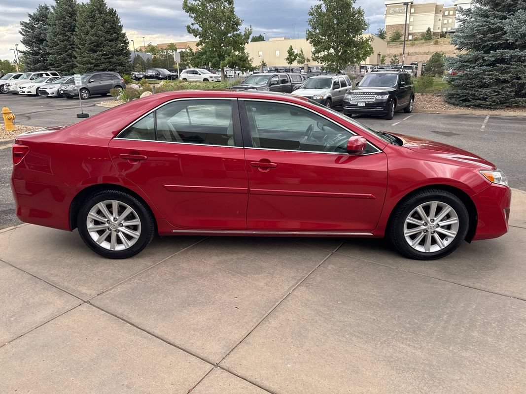 Used 2013 Toyota Camry XLE FWD image 5