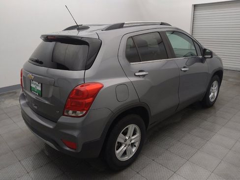 Used 2020 Chevrolet Trax LT w/ Driver Confidence Package AWD/4WD image 9