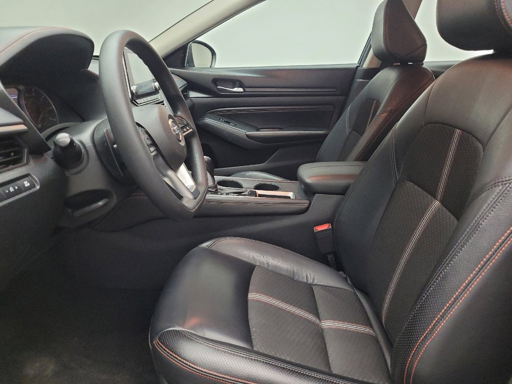 Used 2019 Nissan Altima 2.5 SR FWD image 17