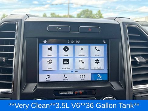 Used 2016 Ford F150 XLT w/ Equipment Group 302A Luxury AWD/4WD image 18