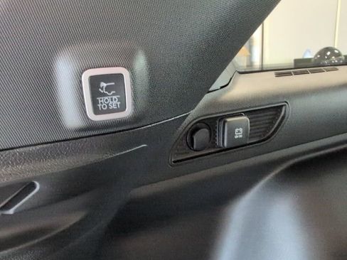 New 2025 Jeep Grand Cherokee Laredo w/ Luxury Tech Group I image 27