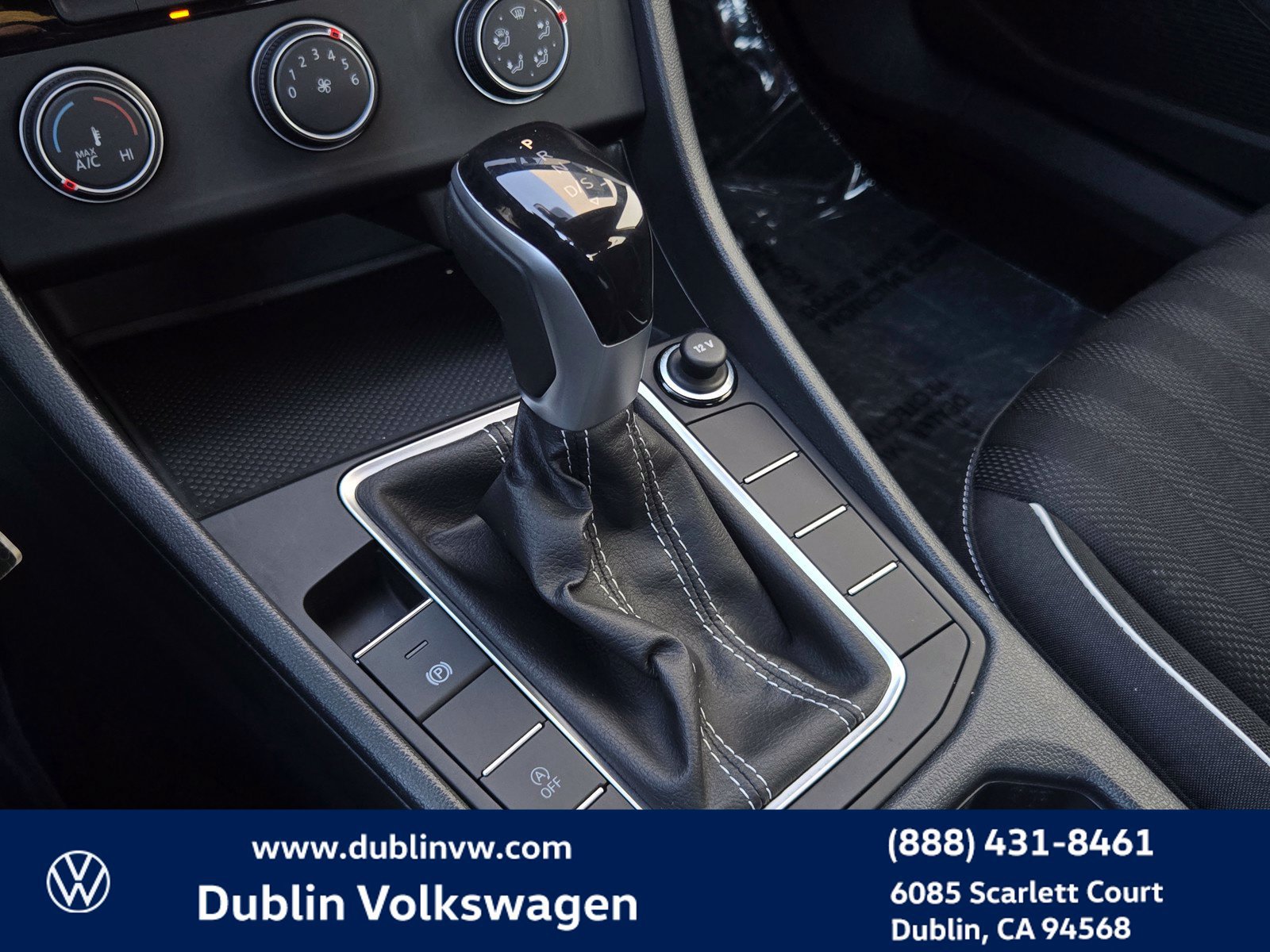 Certified 2023 Volkswagen Jetta Sport FWD image 17
