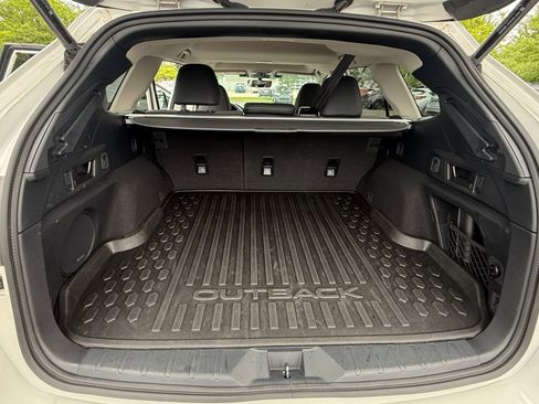 Used 2024 Subaru Outback Onyx Edition image 12