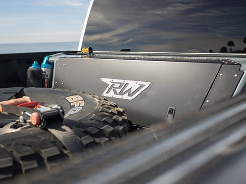 Used 2016 Ford F150 XLT image 10