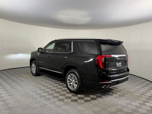 Used 2025 GMC Yukon Denali AWD/4WD image 9