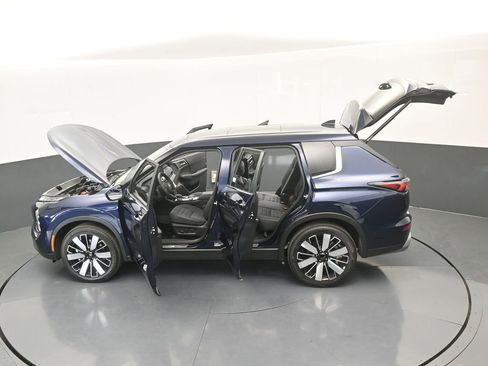 New 2026 Mitsubishi Outlander SE image 77