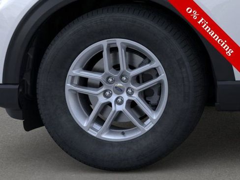 New 2025 Ford Explorer Active image 19