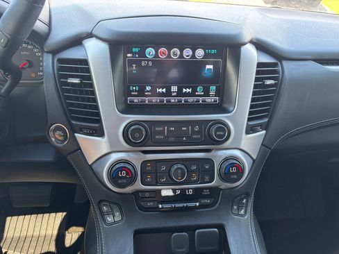 Used 2018 GMC Yukon SLT w/ Premium Edition AWD/4WD image 25