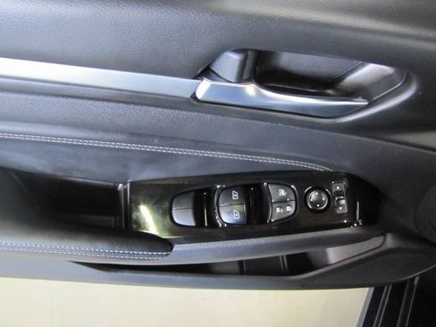 Used 2020 Nissan Altima 2.5 SV image 10