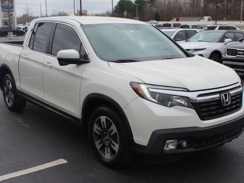 Used 2018 Honda Ridgeline RTL-T image 4