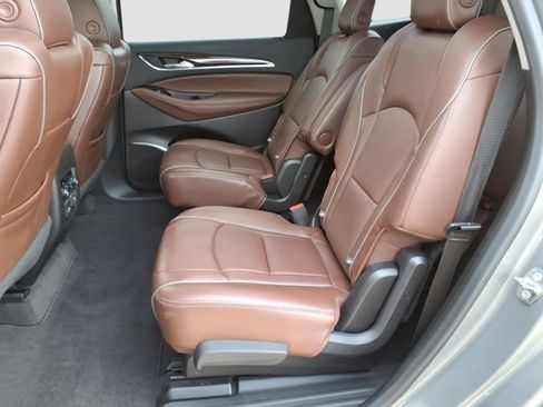 Used 2018 Buick Enclave Avenir w/ Avenir Technology Package AWD/4WD image 25