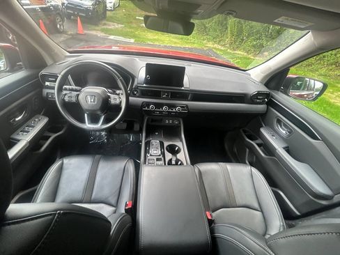 Used 2023 Honda Pilot EX-L image 13