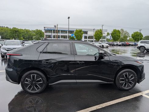 Used 2026 Toyota bZ AWD/4WD image 9