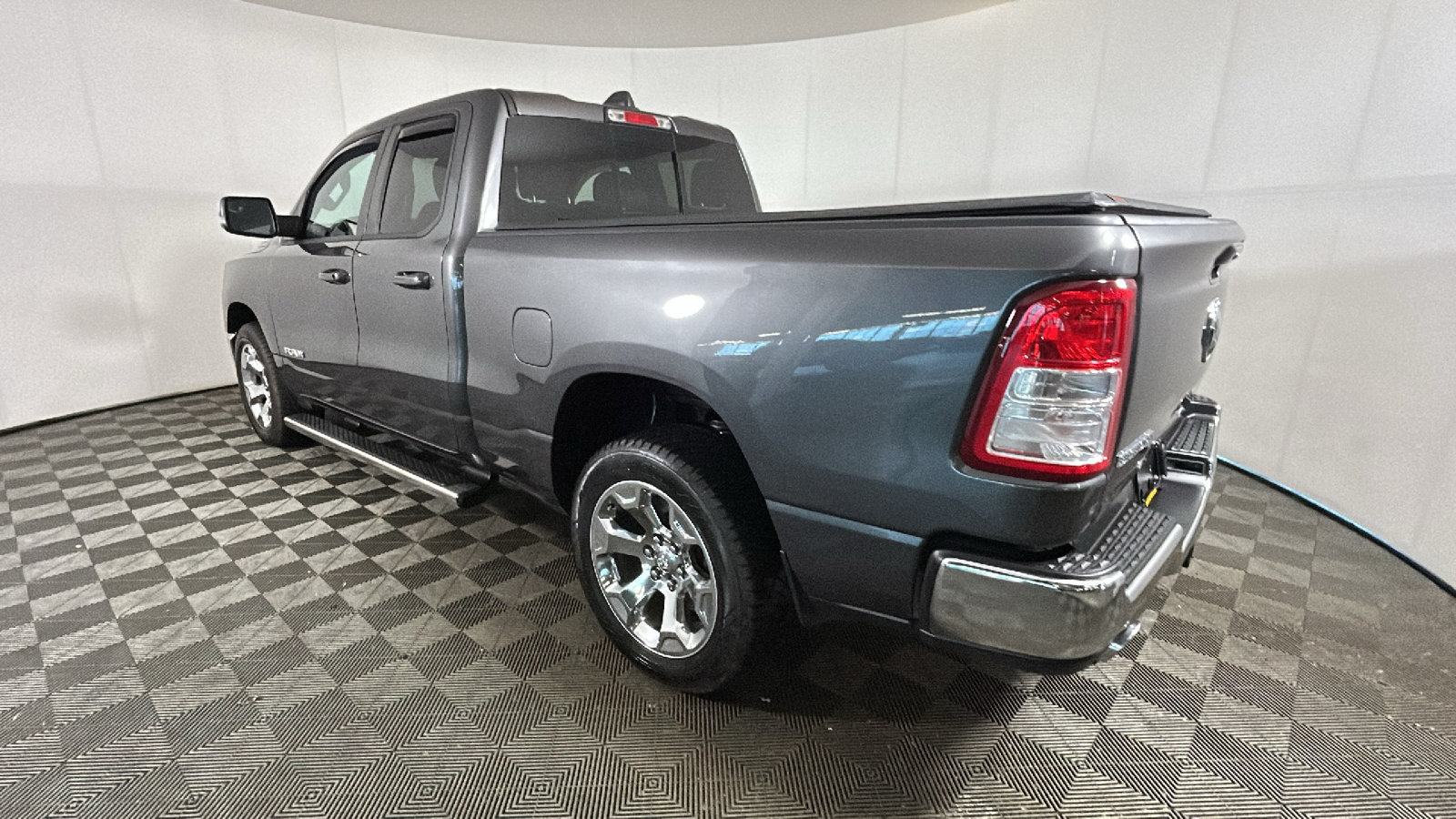 Used 2022 RAM 1500 Big Horn RWD image 5