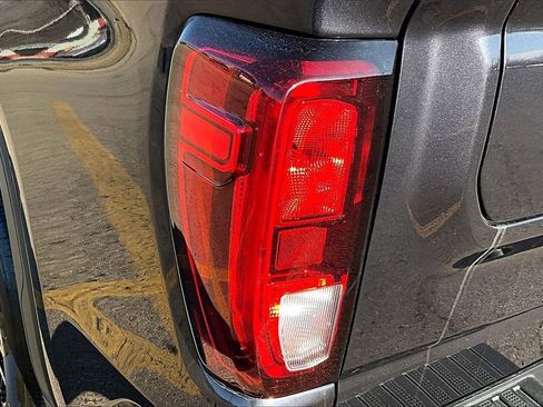 Used 2024 GMC Sierra 1500 Elevation w/ X31 Off-Road Package image 31