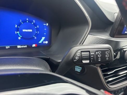 Used 2022 Ford Escape SEL w/ SEL Stealth AWD Package image 31