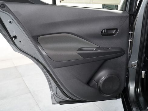 Used 2020 Nissan Kicks S FWD image 19