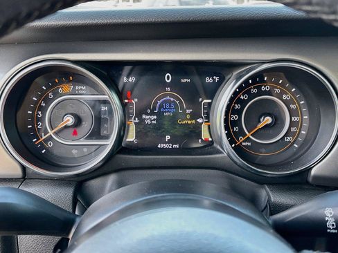 Used 2023 Jeep Wrangler Sport AWD/4WD image 12