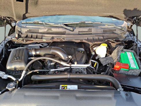 Used 2017 RAM 1500 Express w/ Black Ram 1500 Express Group image 24