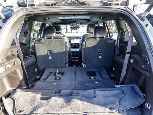 Used 2024 Jeep Grand Cherokee L Limited w/ Luxury Tech Group II image 32