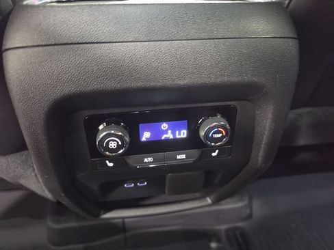 Used 2026 Chevrolet Traverse High Country w/ LPO, Floor Liner Package AWD/4WD image 25