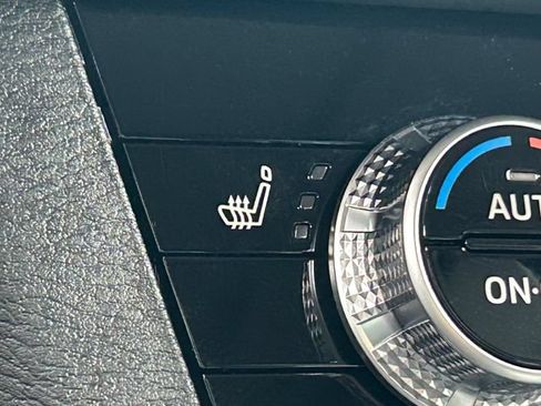 Used 2025 Mitsubishi Outlander SE AWD/4WD image 15