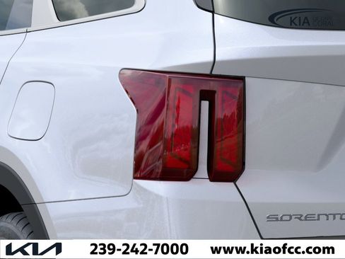 New 2026 Kia Sorento LX image 11