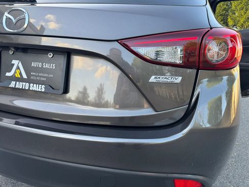 Used 2016 MAZDA MAZDA3 i Grand Touring FWD image 14