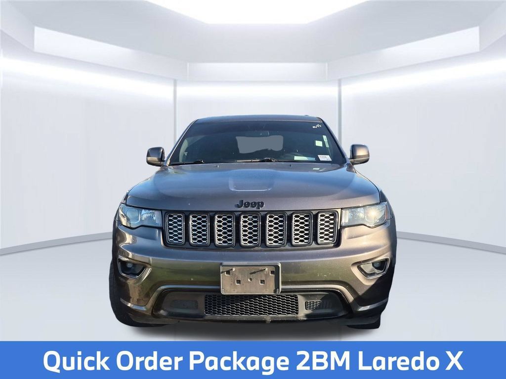 Used 2021 Jeep Grand Cherokee Laredo X RWD image 6