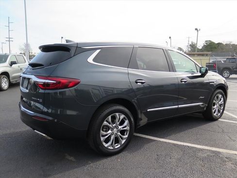 Used 2019 Buick Enclave Avenir w/ Avenir Technology Package image 3
