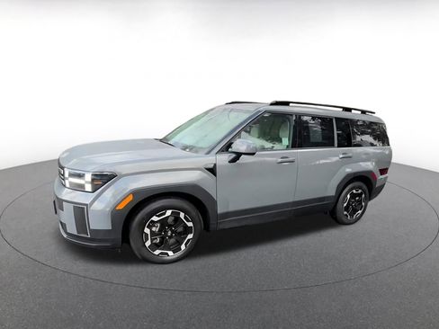 Used 2025 Hyundai Santa Fe SEL image 8