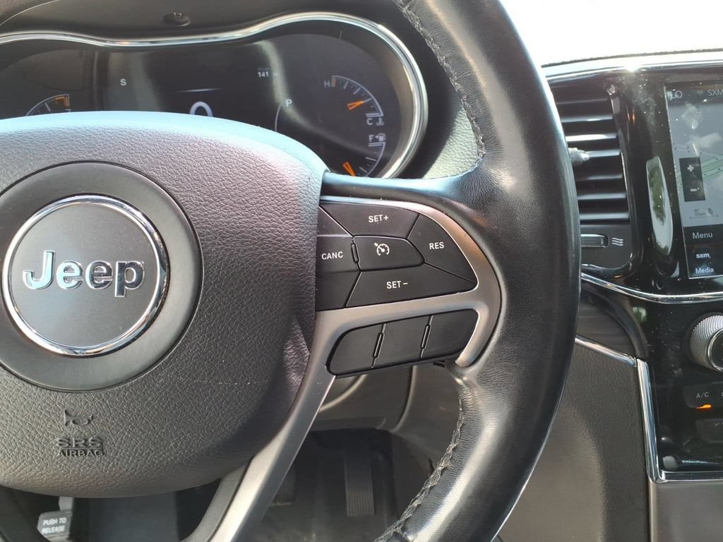Used 2020 Jeep Grand Cherokee Limited w/ Luxury Group II AWD/4WD image 19