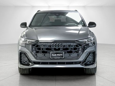 New 2026 Audi SQ8 Prestige image 8