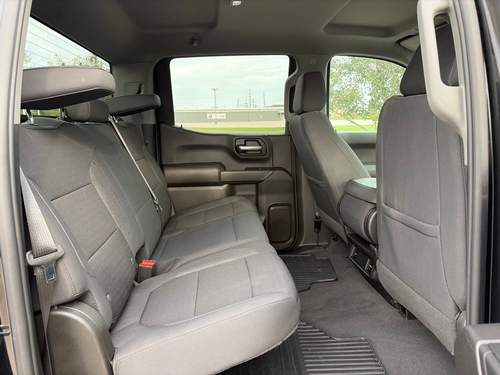 Used 2022 Chevrolet Silverado 1500 Custom Trail Boss w/ Safety Confidence Package AWD/4WD image 30