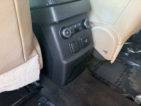 Used 2014 Ford Explorer Limited w/ Equipment Group 301A AWD/4WD image 17