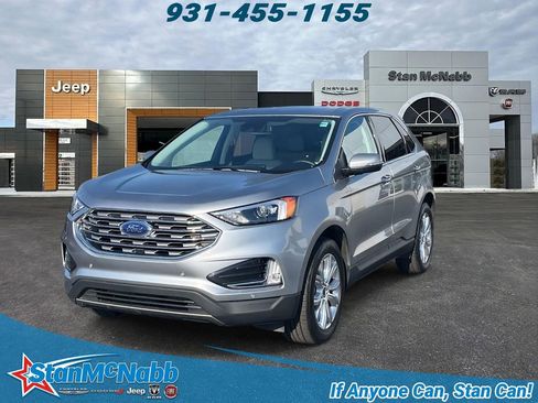 Used 2024 Ford Edge Titanium image 3