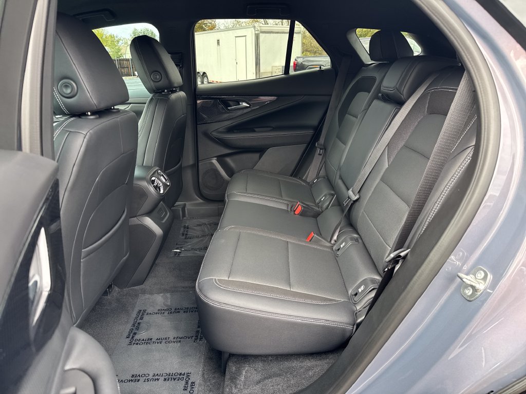 Used 2024 Chevrolet Blazer EV LT AWD/4WD image 28