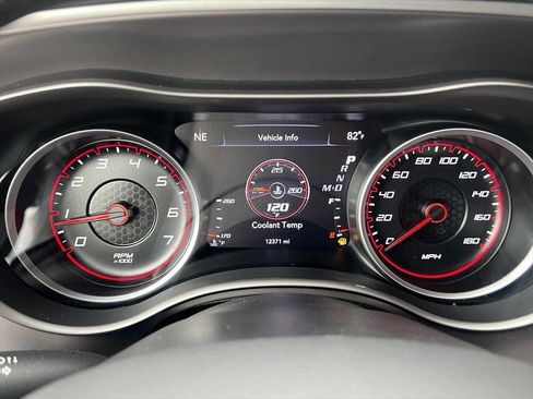 Used 2022 Dodge Charger Scat Pack w/ Dynamics Package image 12