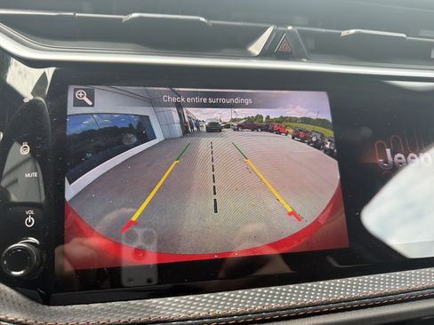 New 2026 Jeep Cherokee Limited AWD/4WD image 26