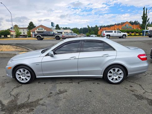 Used 2012 Mercedes-Benz E 350 Sedan image 4