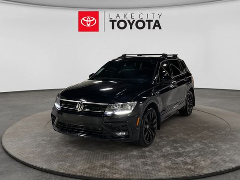 Used 2021 Volkswagen Tiguan SE R-Line w/ 3rd Row Seat Package AWD/4WD image 1