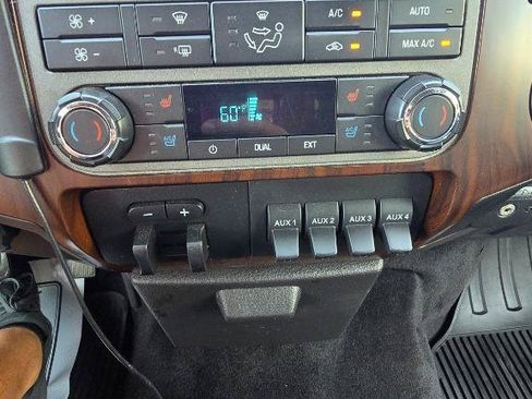 Used 2011 Ford F350 Lariat w/ Chrome Pkg AWD/4WD image 31