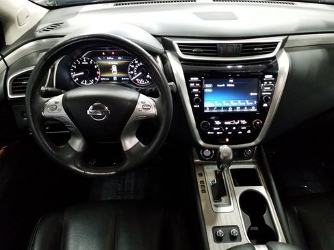 Used 2018 Nissan Murano Platinum image 3