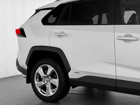 Used 2020 Toyota RAV4 Limited image 44