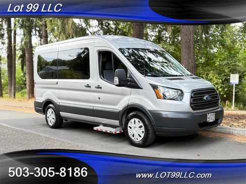 Used 2017 Ford Transit 150 XL image 7