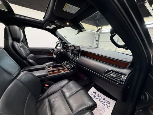 Used 2021 Lincoln Navigator Reserve AWD/4WD image 29