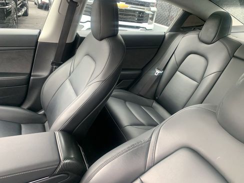 Used 2020 Tesla Model 3 Standard Range Plus RWD image 16