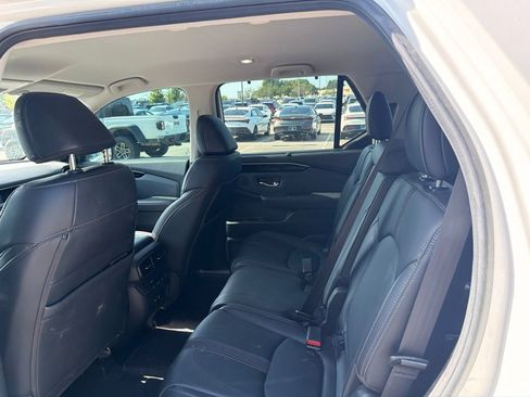 Used 2023 Honda Pilot EX-L image 18